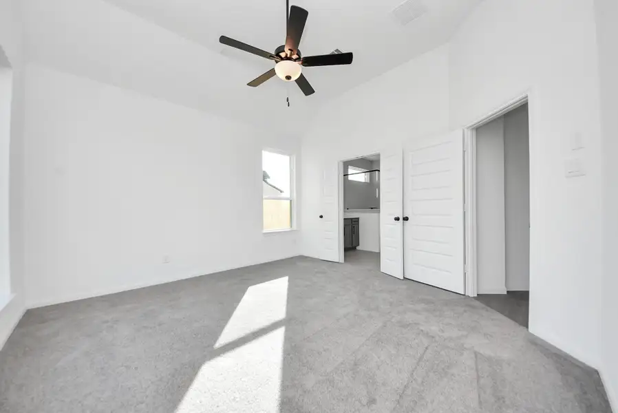 Spacious, unfurnished interior of a new home in Elyson, Katy (Image 42).