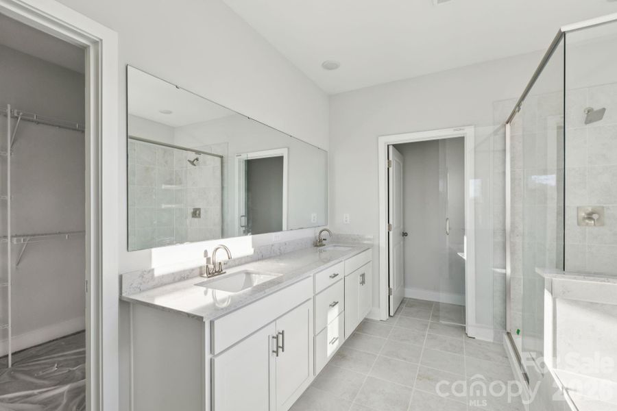 Furnished interior view inside a new home in Stonemill, Monroe (Image 5).