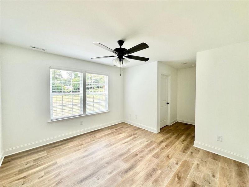 Spacious, unfurnished interior of a new home in , Rome (Image 14).