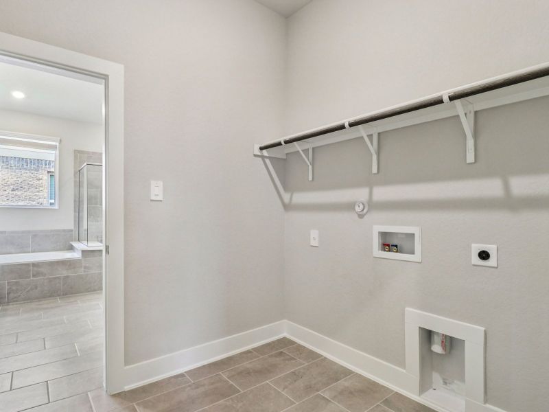 Spacious, unfurnished interior of a new home in Lantana - Classic Series, Marion (Image 19). Spacious, unfurnished interior of a new home in Lantana - Classic Series, Marion (Image 19).