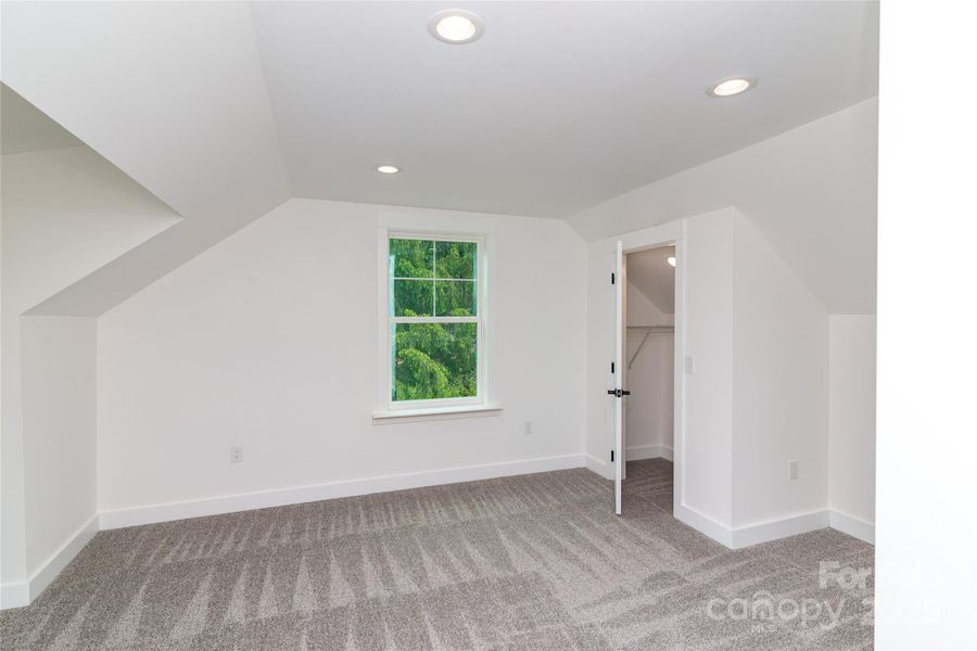Spacious, unfurnished interior of a new home in , Tuckasegee (Image 11).