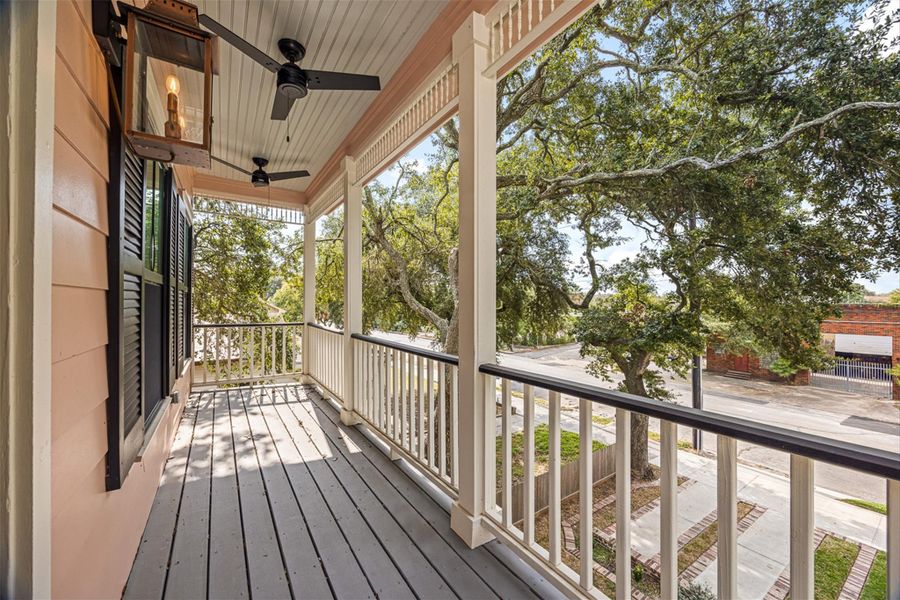 Exterior details and patio area of a home in , Galveston (Image 24).