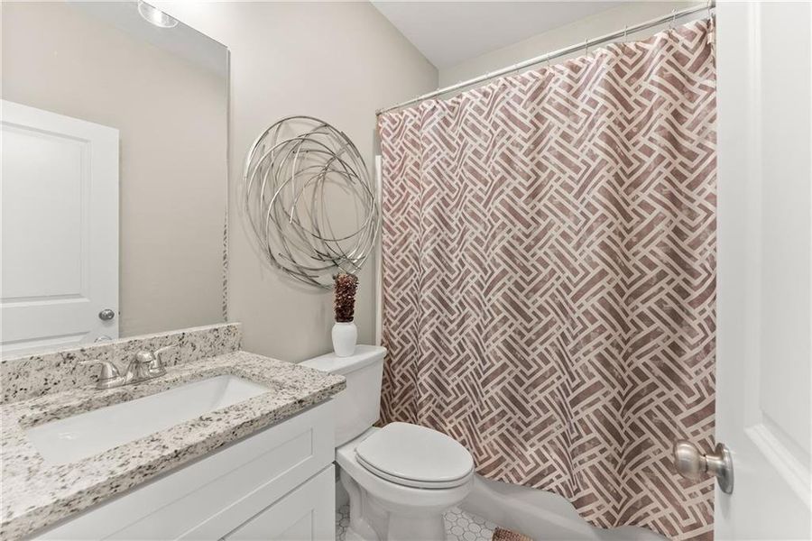 Image 33 of a home in .