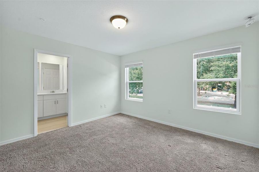 Spacious, unfurnished interior of a new home in , Orlando (Image 19).