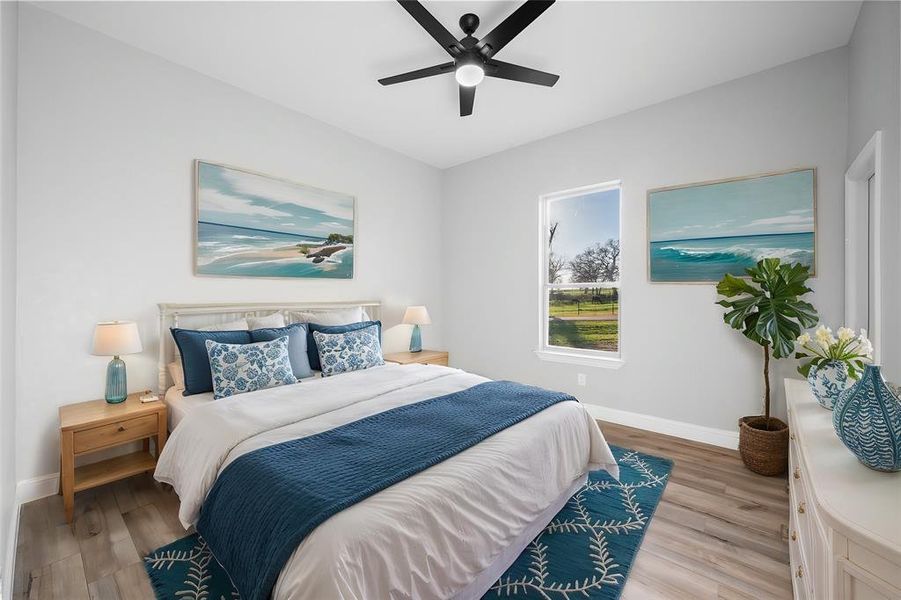 Furnished interior view inside a new home in , Corsicana (Image 18).