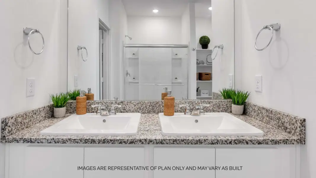Image 14 of a home in Terra Vista.