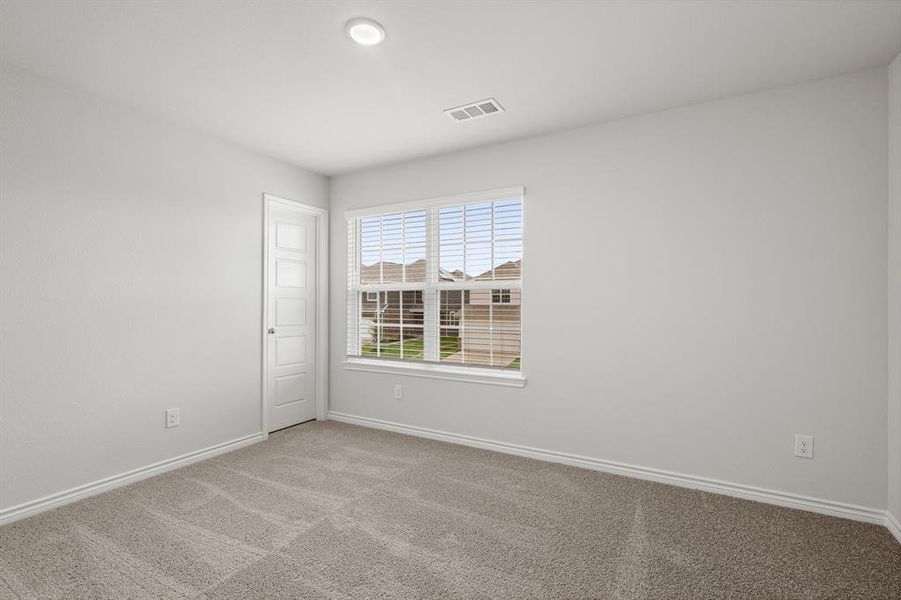 Spacious, unfurnished interior of a new home in Retreat at Fossil Creek, Fort Worth (Image 13). Spacious, unfurnished interior of a new home in Retreat at Fossil Creek, Fort Worth (Image 13).