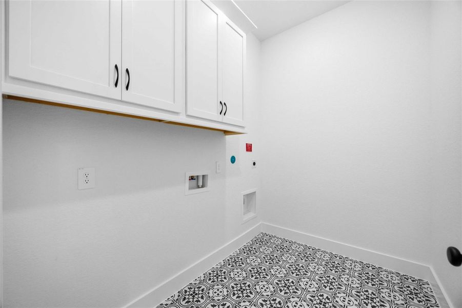 Spacious, unfurnished interior of a new home in , Richmond (Image 24).