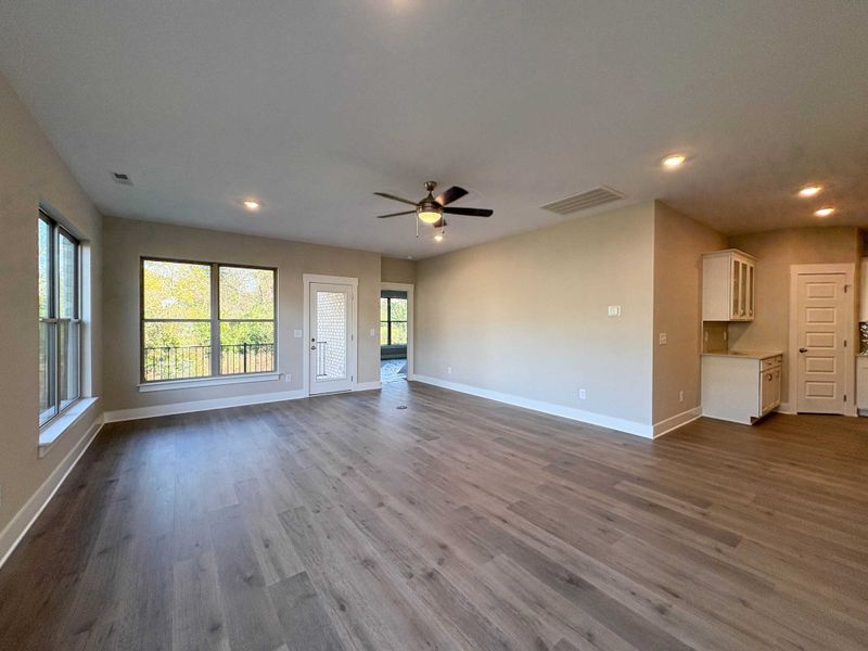 Spacious, unfurnished interior of a new home in , Gallatin (Image 4). Spacious, unfurnished interior of a new home in , Gallatin (Image 4).