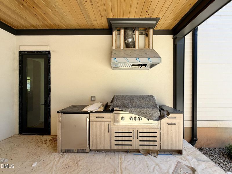 84C6C7AE-6B71-4931-8A0C-3553DAAFF536_1_1