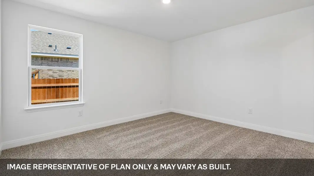 Representative unfurnished interior of a home built from the The Courtland by D.R. Horton in Riverview, Georgetown (Image 27).