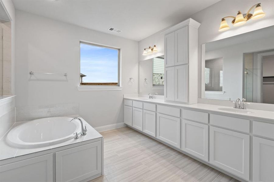 DAL_South Pointe_Lockhart II_ 2113 Birch Street (24) DAL_South Pointe_Lockhart II_ 2113 Birch Street (24)