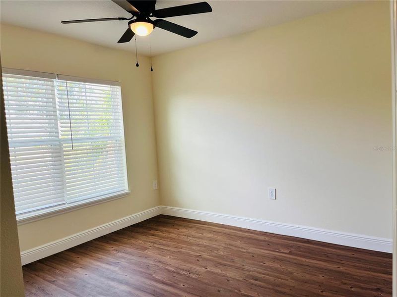 Spacious, unfurnished interior of a new home in , Sebring (Image 20).