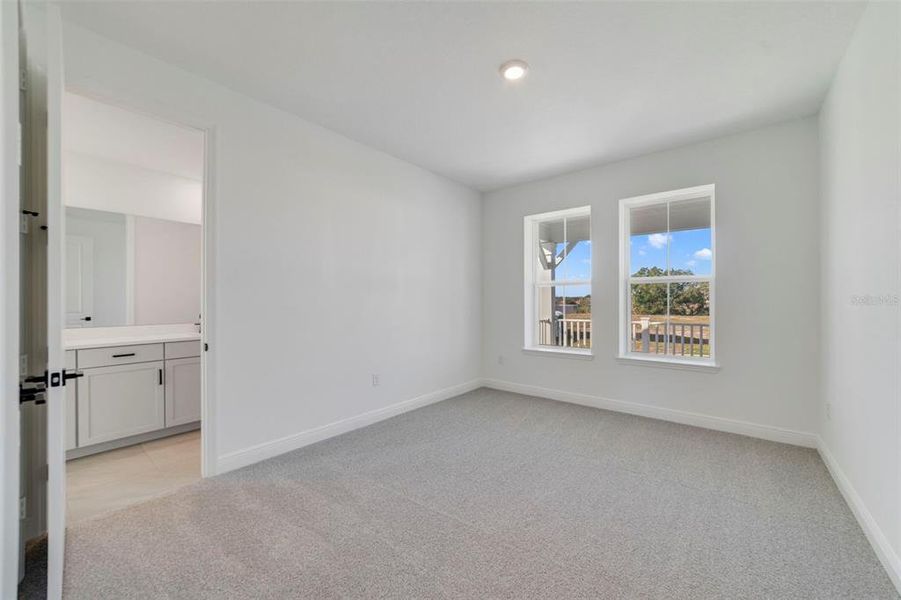 Spacious, unfurnished interior of a new home in Vintner Reserve, Clermont (Image 26). Spacious, unfurnished interior of a new home in Vintner Reserve, Clermont (Image 26).