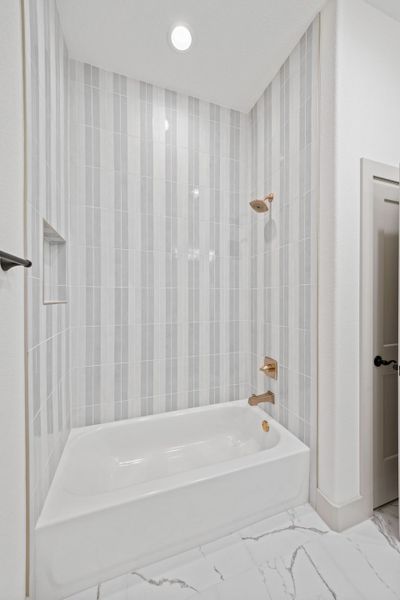 Image 25 of a home in Vintage Oaks.