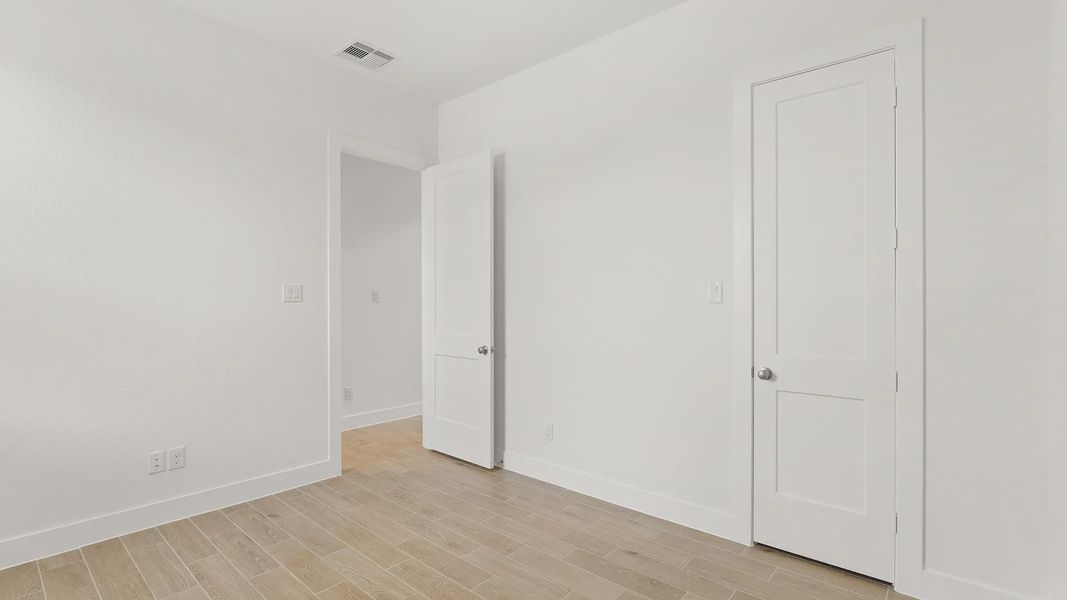 Representative unfurnished interior of a home built from the Lorne by Chesmar Homes in Artavia, Conroe (Image 23). Representative unfurnished interior of a home built from the Lorne by Chesmar Homes in Artavia, Conroe (Image 23).