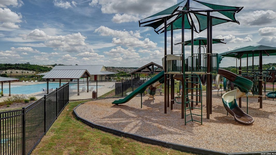 Community amenities in Ladera, San Antonio (Image 8).