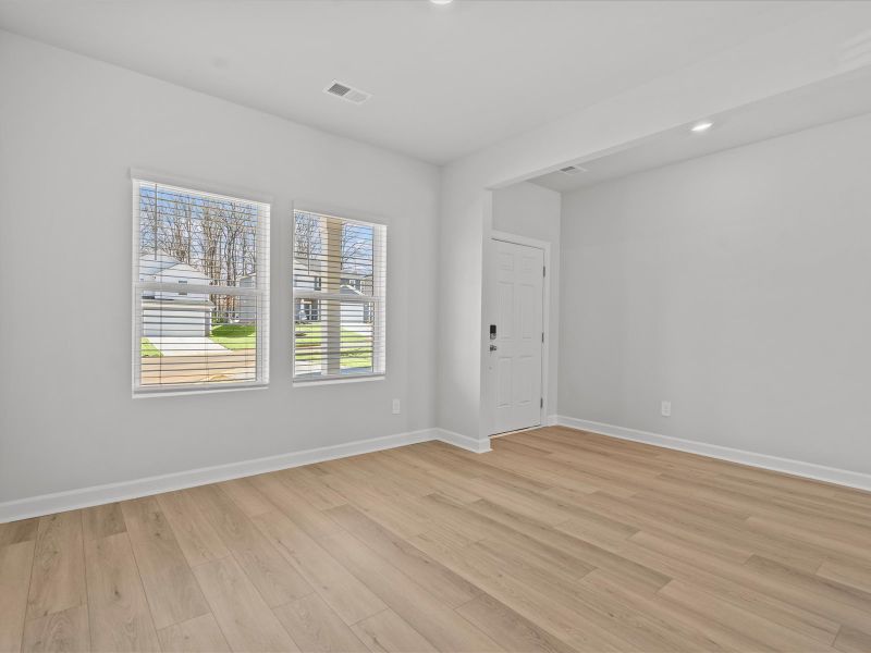 Spacious, unfurnished interior of a new home in Maxwell Commons, Easley (Image 11). Spacious, unfurnished interior of a new home in Maxwell Commons, Easley (Image 11).
