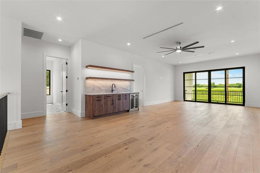 Spacious, unfurnished interior of a new home in , Fort Worth (Image 34).