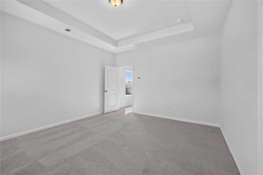 Spacious, unfurnished interior of a new home in Southbend, Rome (Image 41).