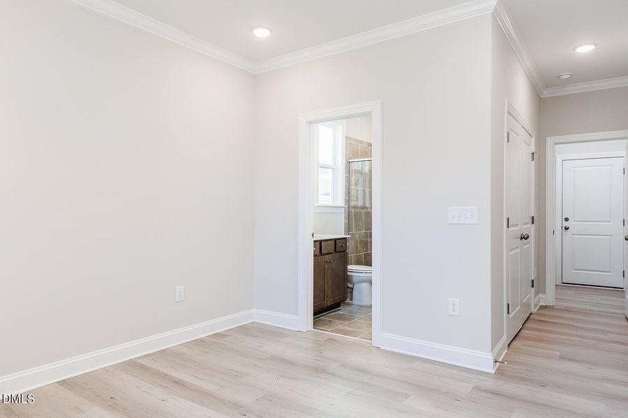 MAG SF-207-QMI-Voyageur (16) MAG SF-207-QMI-Voyageur (16)