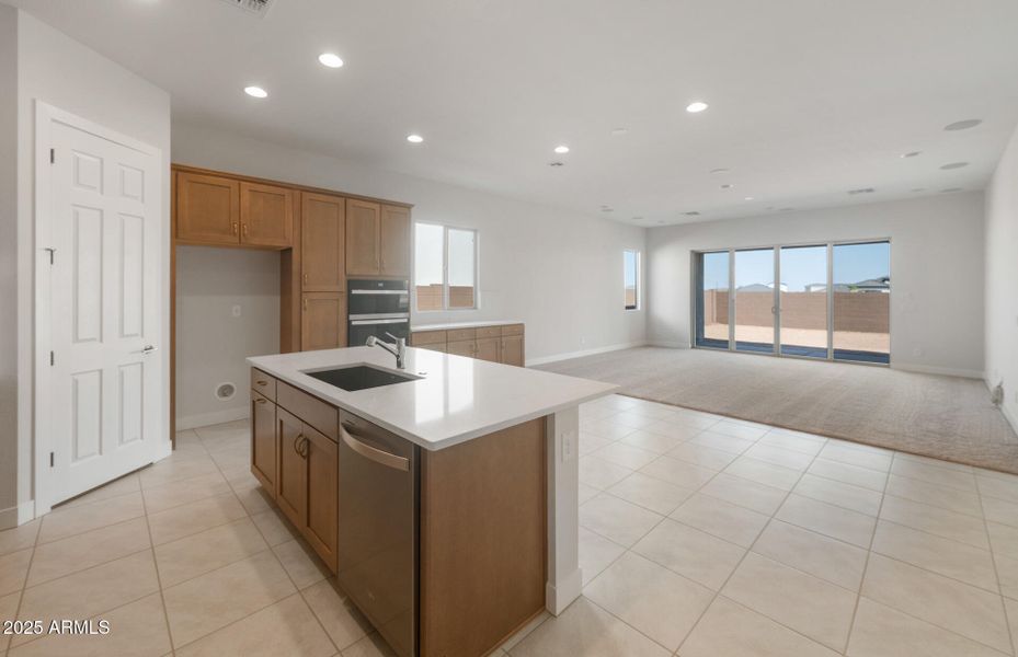 Kitchen/Cafe/Gathering Room