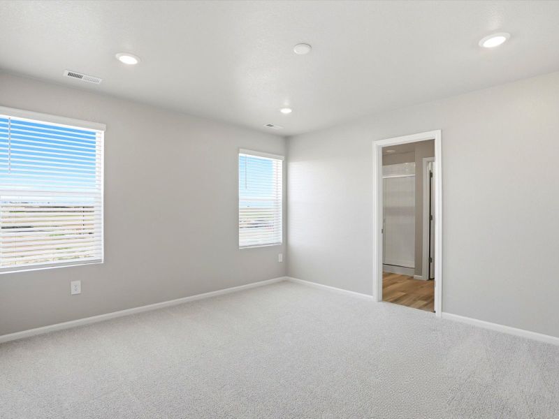 Spacious, unfurnished interior of a new home in Lorson Ranch: The Trail Collection, Colorado Springs (Image 12).
