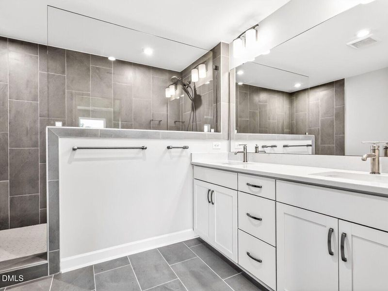 026-1280x960-primary-bathroom