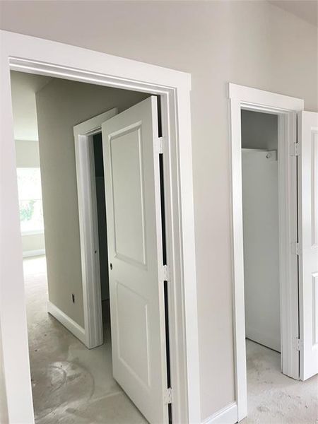 Spacious, unfurnished interior of a new home in , Dallas (Image 6).