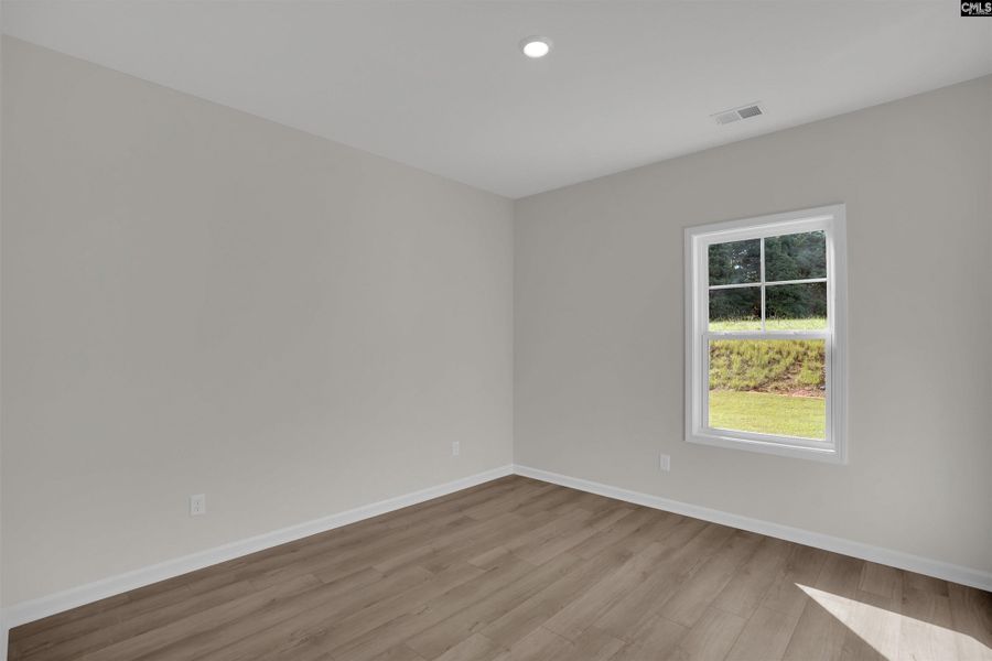 Spacious, unfurnished interior of a new home in Rolling Hills, Prosperity (Image 13).