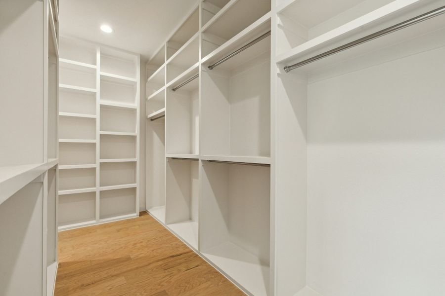 Image 27 of a home in .