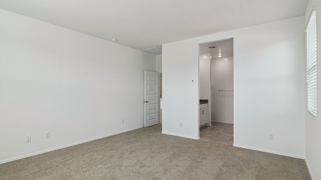Spacious, unfurnished interior of a new home in Moonlight, Maricopa (Image 22).