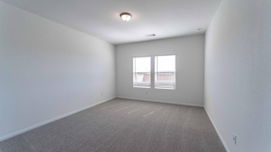 Spacious, unfurnished interior of a new home in Briarwood, Elgin (Image 12).