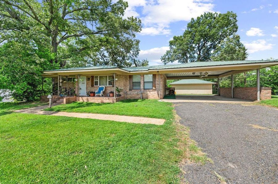 Image 16 of a home in .