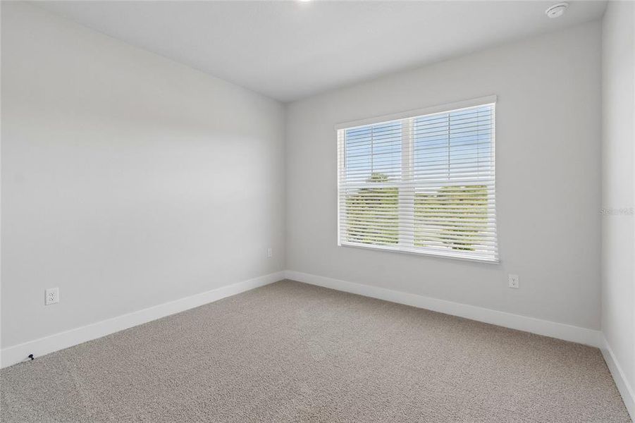 Spacious, unfurnished interior of a new home in , Sarasota (Image 24).