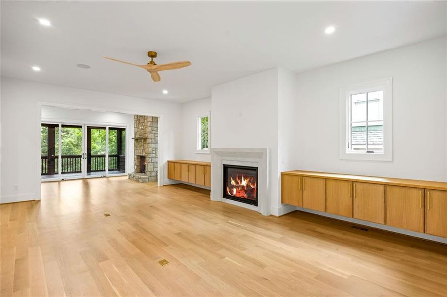 Spacious, unfurnished interior of a new home in , Atlanta (Image 46). Spacious, unfurnished interior of a new home in , Atlanta (Image 46).