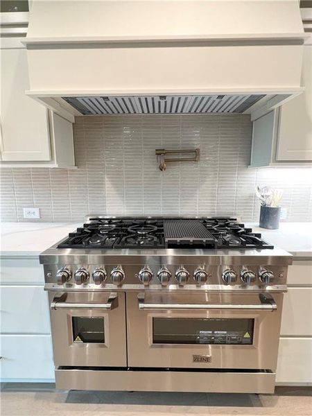 Furnished interior view inside a new home in , Greensboro (Image 5).