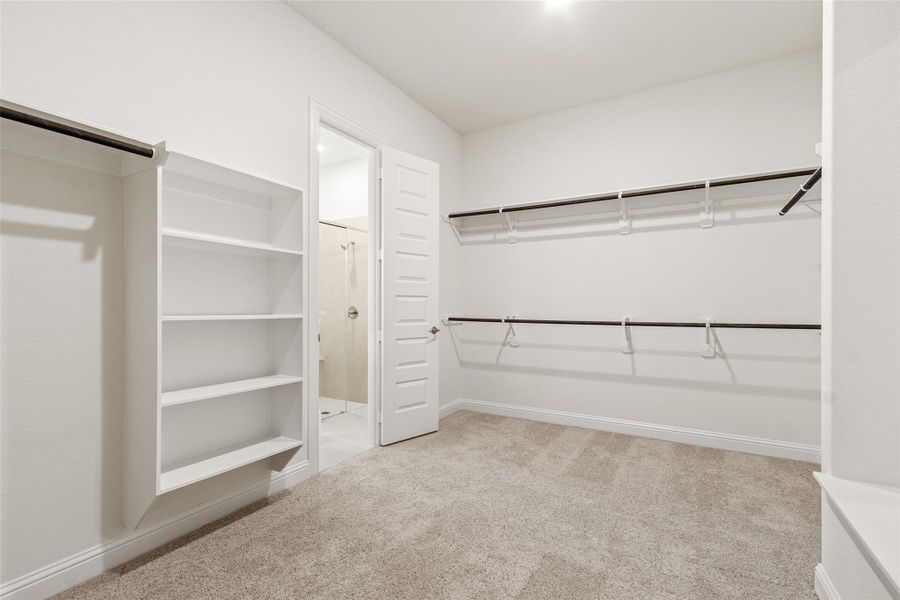 Spacious, unfurnished interior of a new home in Sundance Cove, Crosby (Image 21).