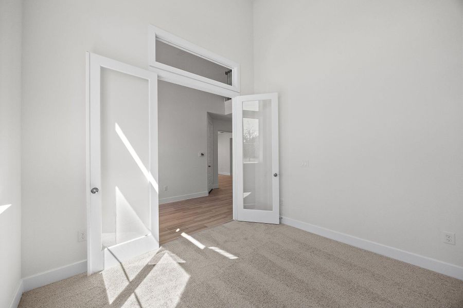 Spacious, unfurnished interior of a new home in Parmer Ranch, Georgetown (Image 29). Spacious, unfurnished interior of a new home in Parmer Ranch, Georgetown (Image 29).