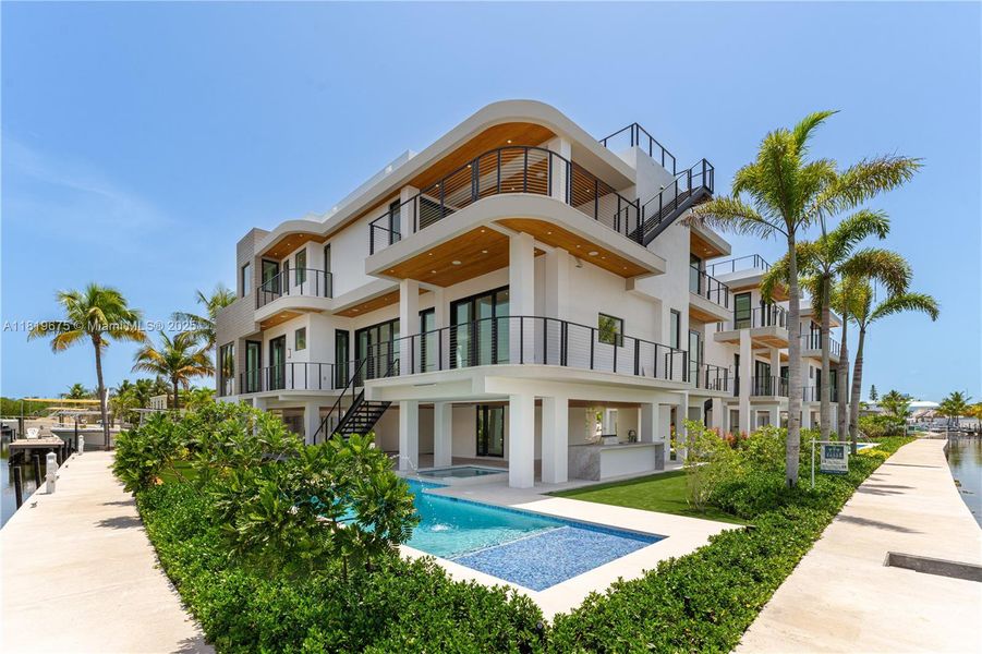 Exterior details and patio area of a home in , Key Largo (Image 16). Exterior details and patio area of a home in , Key Largo (Image 16).