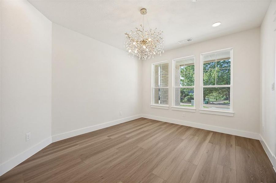 Spacious, unfurnished interior of a new home in , Pottsboro (Image 24).