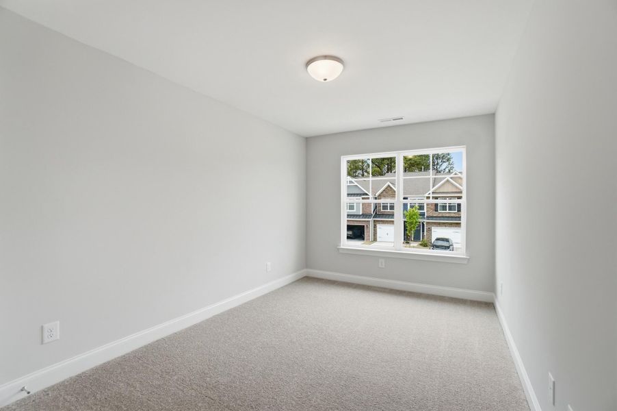 Spacious, unfurnished interior of a new home in Harrisburg Village Townhomes, Harrisburg (Image 36).