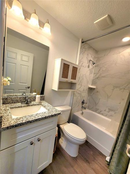 Furnished interior view inside a new home in , Ocala (Image 23).