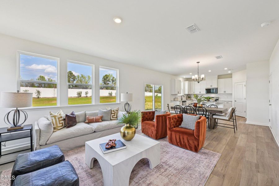 11-web-or-mls-Caspian Ct-S0104-011