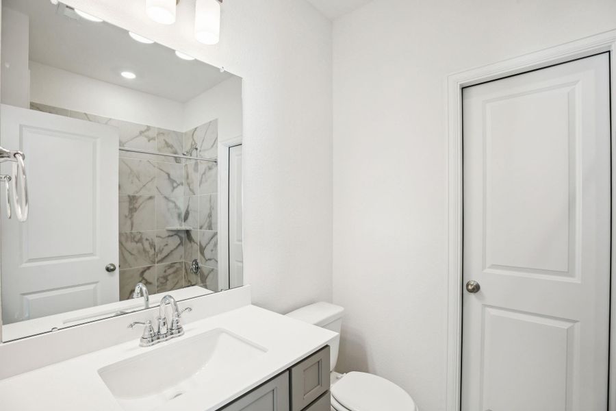 Furnished interior view inside a new home in , Magnolia (Image 10).