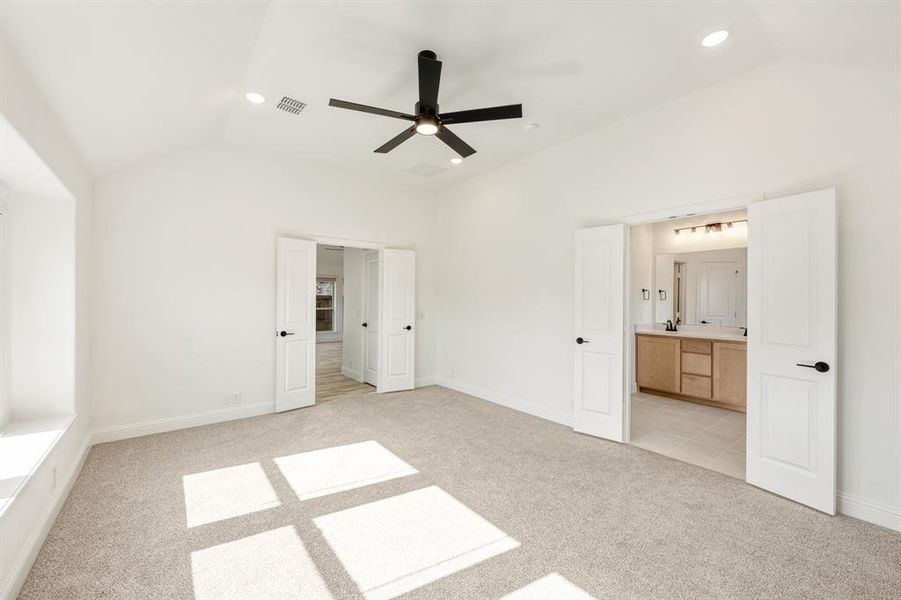 Spacious, unfurnished interior of a new home in Silo Mills, Joshua (Image 12). Spacious, unfurnished interior of a new home in Silo Mills, Joshua (Image 12).