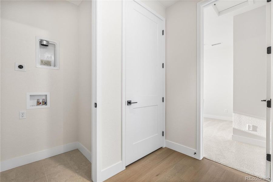 Spacious, unfurnished interior of a new home in Luxe at The Canyons, Castle Pines (Image 48).