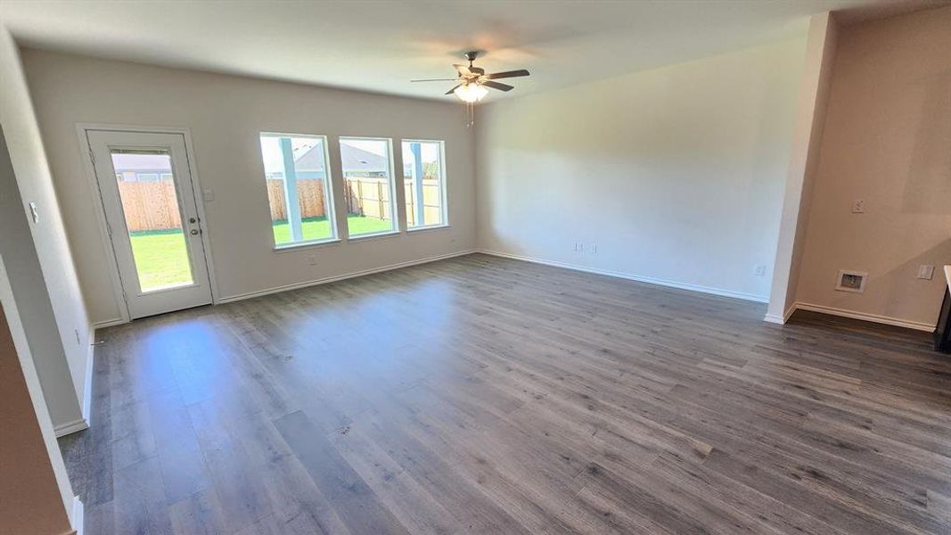 Spacious, unfurnished interior of a new home in Waverly Estates, Nevada (Image 15). Spacious, unfurnished interior of a new home in Waverly Estates, Nevada (Image 15).