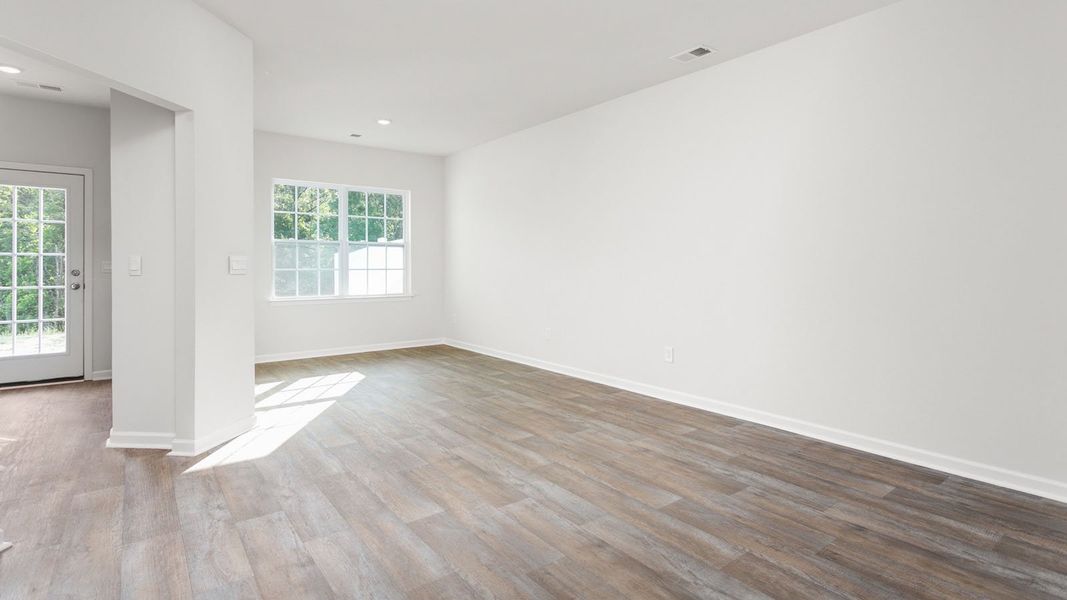 Spacious, unfurnished interior of a new home in Henley Ridge, Graham (Image 8).