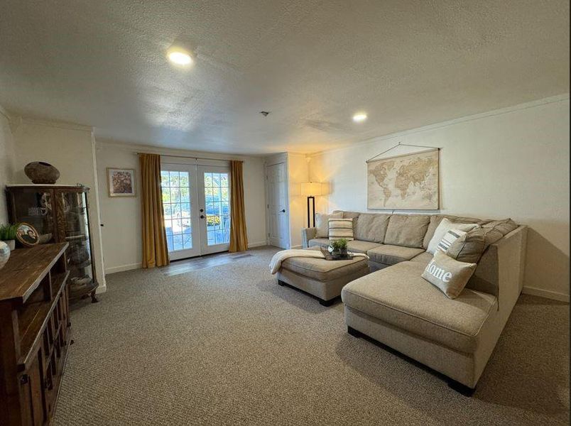 Furnished interior view inside a new home in , Waco (Image 4).